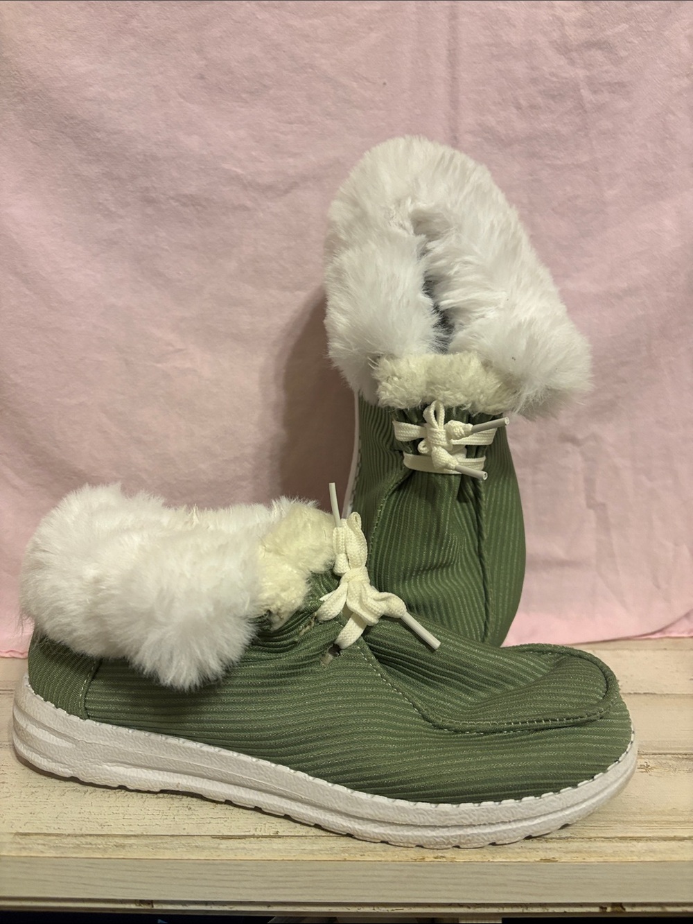 Green Faux Fur Lined Winter Slip-On Boots